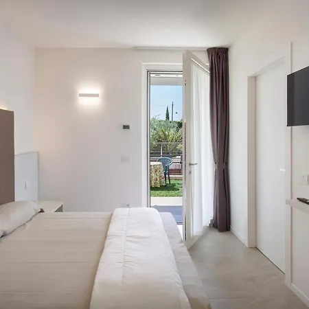 Aurora-holiday 1 * Bardolino