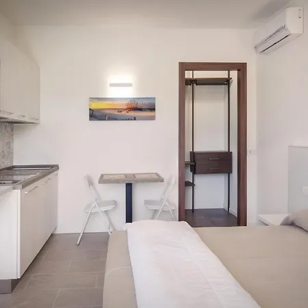Appartement Aurora-holiday 1 *